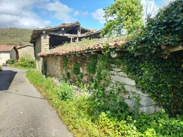 Terrenos Edificables En venta en Kuartango photo 0