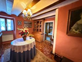 Villa En venta en Condado de Treviño photo 0