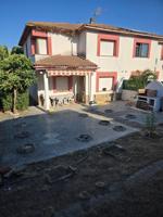 Unifamiliar Pareada En venta en Brunete, Brunete photo 0