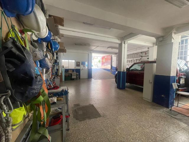 Nave Industrial En venta en Alcobendas Centro, Alcobendas photo 0