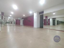 Local En venta en San Fernando De Henares photo 0