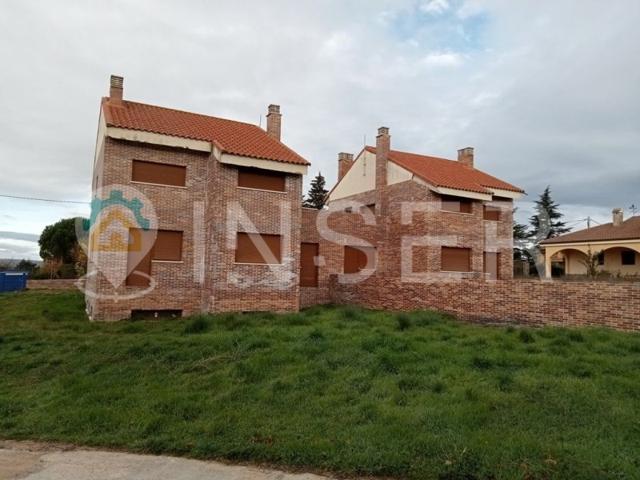 Piso En venta en Navalperal De Pinares photo 0