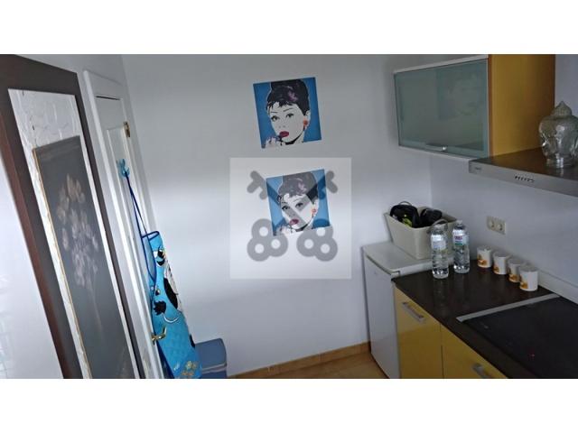 Local En venta en Vigo photo 0