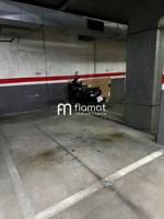 Plaza De Parking en venta en Barcelona de 14 m2 photo 0