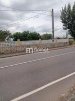 Casa en venta en Vilaturiel, León photo 0
