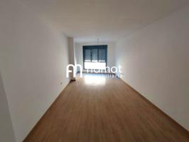 Piso en venta en travesia doña jimena con plaza parking photo 0