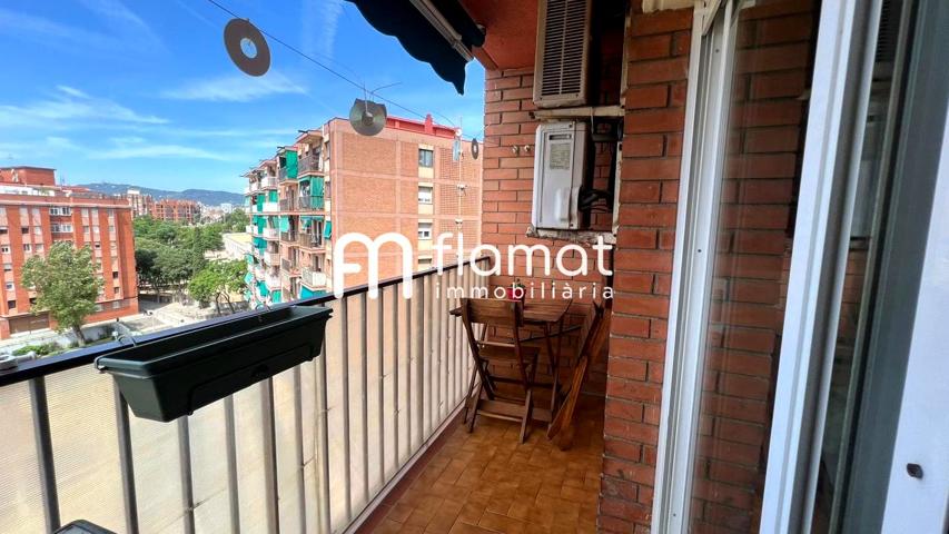 Piso en venta en plaça Trafalgar photo 0