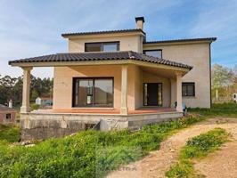 Casa en venta en Bueu (Resto Parroquia) photo 0