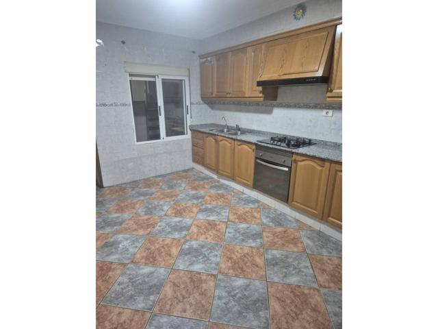 Casa en venta en Madrigal photo 0