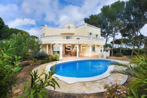Magnífica villa con vistas al mar y a la montaña photo 0