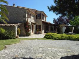 Se vende finca con jardín y piscina en Binissalem photo 0