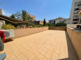 Se vende piso con gran terraza en Palma, zona Foners, cerca de la playa photo 0