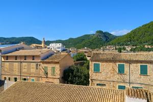 Piso en el centro de Alaró, en residencial con piscina photo 0