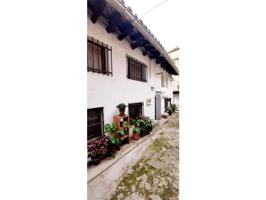 Casa En venta en Piedralaves photo 0