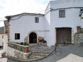 Masía histórica en el centro de Canyelles photo 0