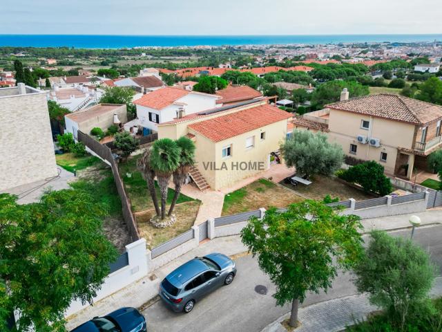 Casa a reformar parcialmente en Santa Maria photo 0