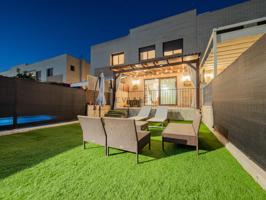 Casa adosas en Fondo Somella photo 0