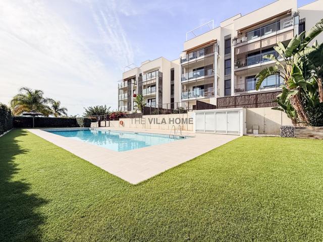 Planta baja con amplia terraza photo 0