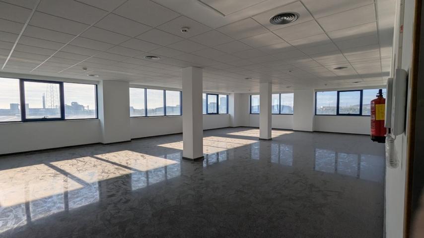 Oficina En venta en Puerto De Sagunto photo 0