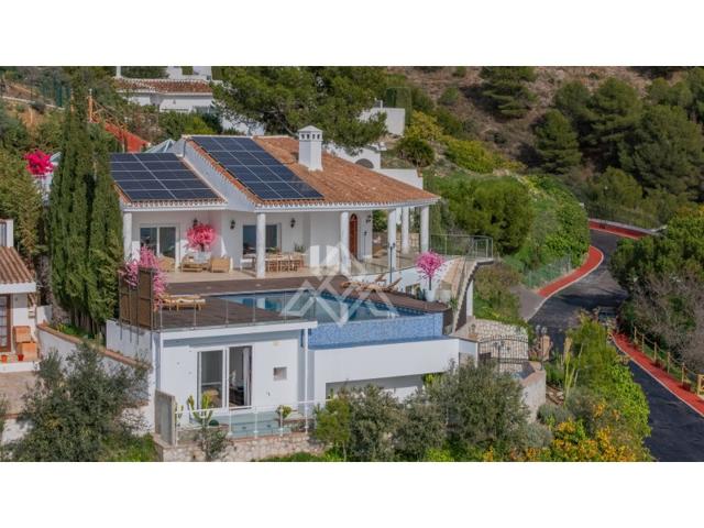 Villa En venta en Mijas photo 0