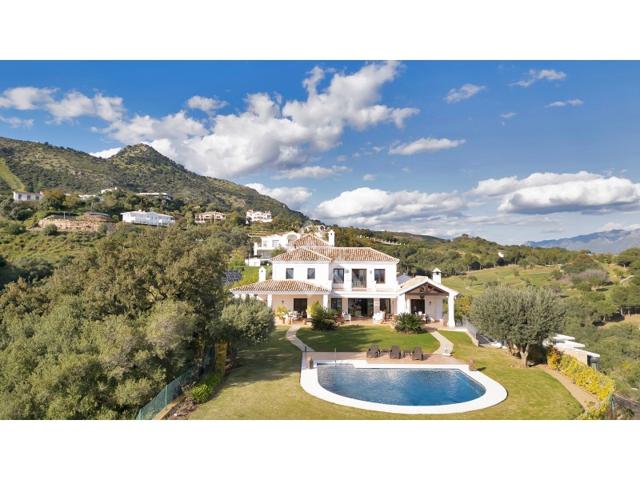 Villa En venta en Benahavís photo 0