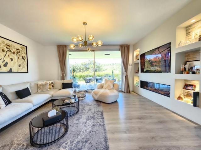 Planta Baja En venta en Bahía Dorada, Estepona photo 0