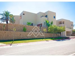 Unifamiliar Separadas En venta en Sotogrande photo 0