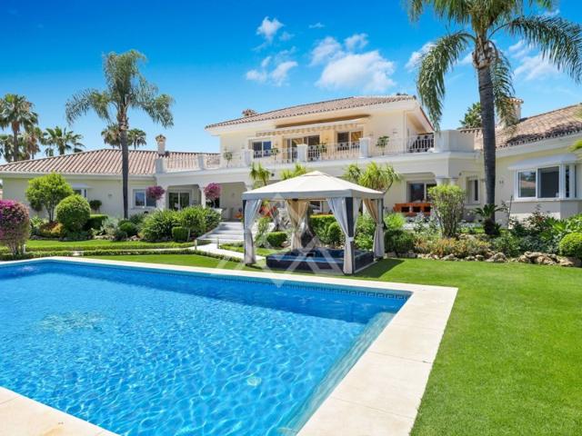 Unifamiliar Separadas En venta en Marbella photo 0