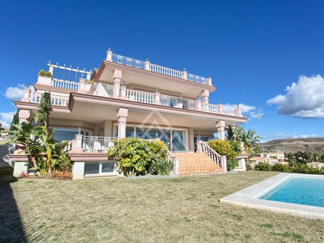 Unifamiliar Separadas En venta en Benahavís photo 0