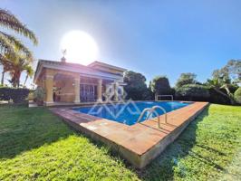 Unifamiliar Separadas En venta en Santa Clara, Marbella photo 0