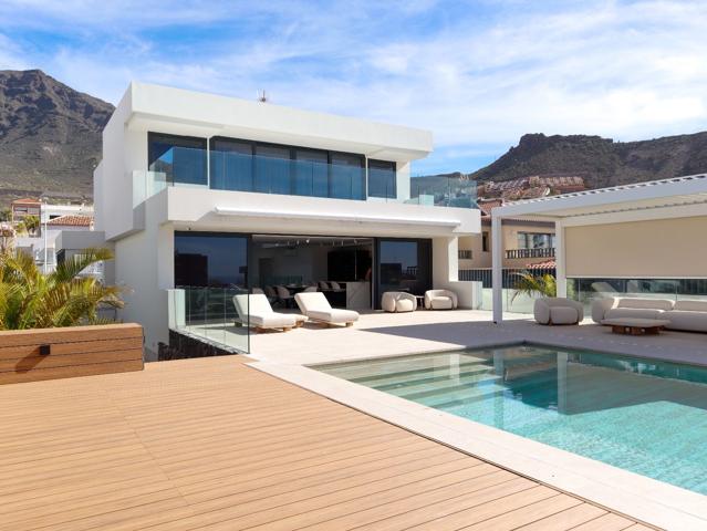 Villa de Nueva Construcción en El Madroñal Exclusividad y Confort photo 0