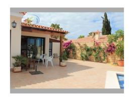 Villa en La Caleta photo 0