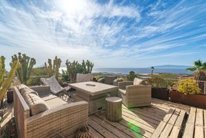 Vive tus sueños en una villa con vistas en Chayofa photo 0