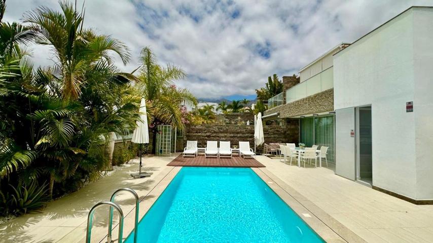 Villa Exclusiva en El Duque photo 0