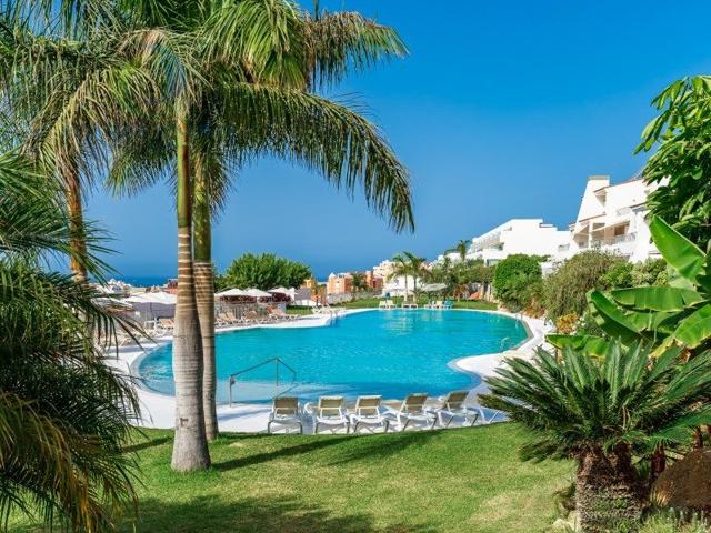 Apartamento de Lujo en La Caleta Elegancia y Confort a 5 Minutos del Mar photo 0