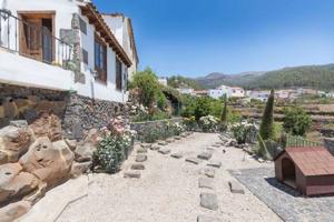 Chalet Exclusivo en Vilaflor de Chasna: Un Refugio Único en Tenerife photo 0