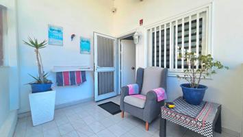 Apartamento en venta en Los Cristianos photo 0