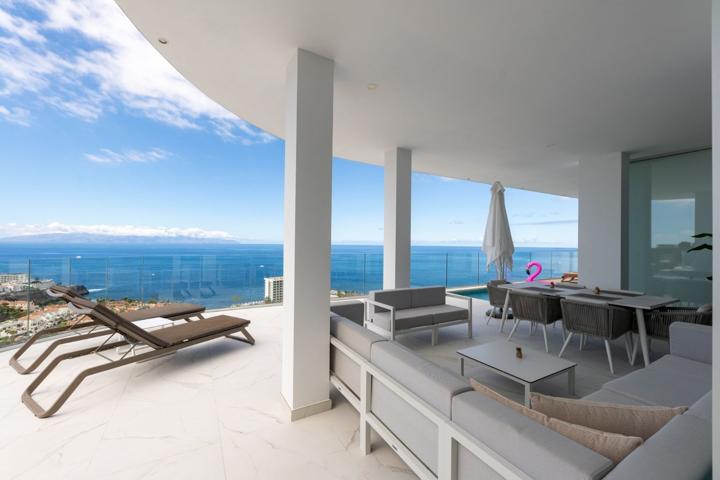 Lujoso apartamento con piscina privada y vistas al mar en Los Gigantes photo 0