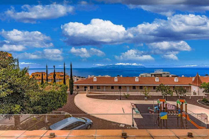 Adosado con vista panorámica al mar en Puerto de Santiago photo 0