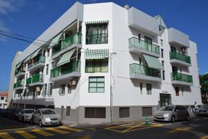 Excelente apartamento en venta en Playa San Juan, Guía de Isora photo 0