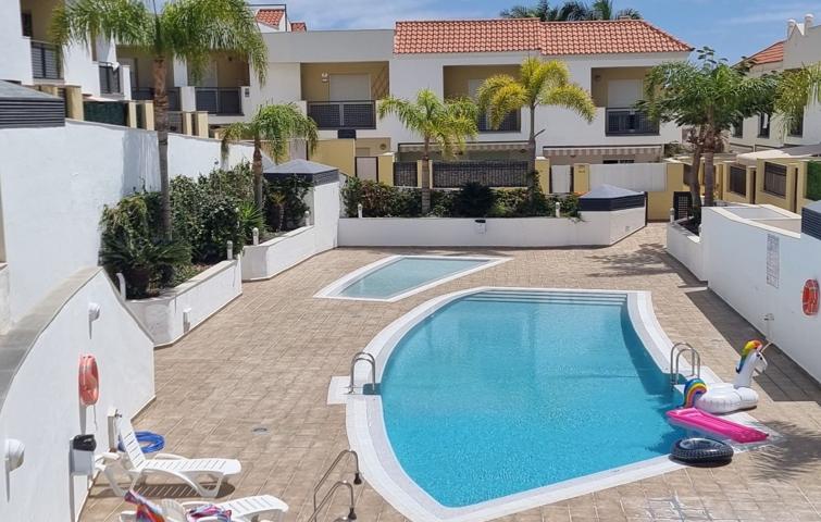 Adosado de esquina con amplias terrazas y jardín en Oasis Fañabe I en Costa Adeje photo 0