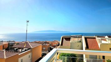 Elegante adosado con vistas al océano photo 0