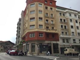 Local Comercial en Venta en San Sebastián - Donostia photo 0