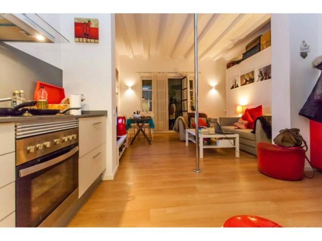 Venta de piso en Barcelona Capital photo 0