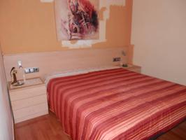 Piso en venta en L'Eixample Centre-Barri Antic photo 0