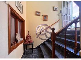 Amplia vivienda en el corazón de Güímar con patio, garaje y terreno photo 0