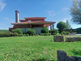 SE VENDE TERRENO PARCELABLE, CON VIVIENDA, EN VILLANUBLA photo 0