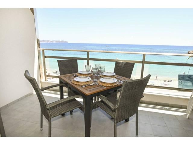 SE ALQUILA PRECIOSO APARTAMENTO EN PRIMERA LINEA DE PLAYA EN CALPE (ALICANTE) photo 0