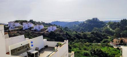 Piso En venta en Estepona photo 0