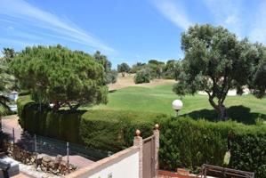 Villa En venta en Manilva photo 0